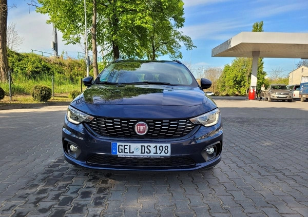 Fiat Tipo cena 44900 przebieg: 156000, rok produkcji 2018 z Olsztynek małe 232